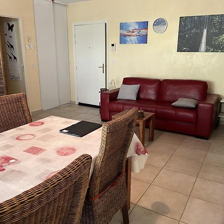 Saint-Raphael, Boulouris, F2 Dans Belle Residence 3 Piscines, Proche Bord De Mer Экстерьер фото