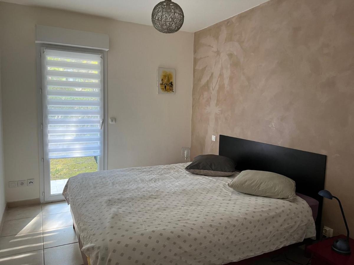 Saint-Raphael, Boulouris, F2 Dans Belle Residence 3 Piscines, Proche Bord De Mer Экстерьер фото